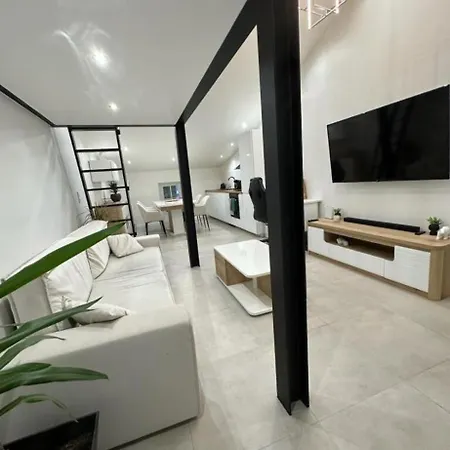 Moderne A Proche Croisette 칸느